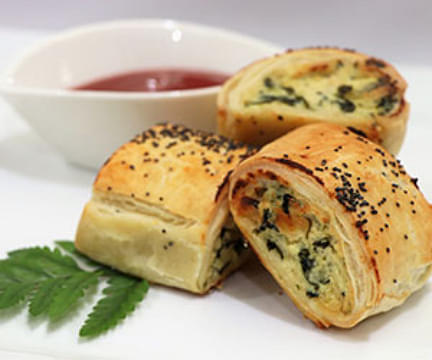 Homemade Ricotta and Spinach Rolls