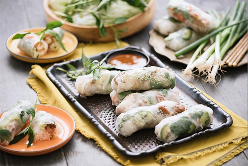 Mini Rice Paper Rolls - Serves Up to 8