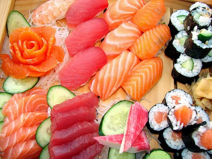 Food by Sushi Pro