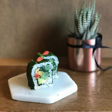 Umi Vegetarian Delight Sushi Roll