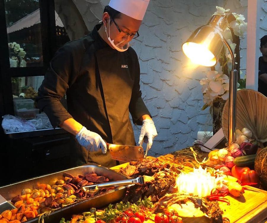 Carving Station