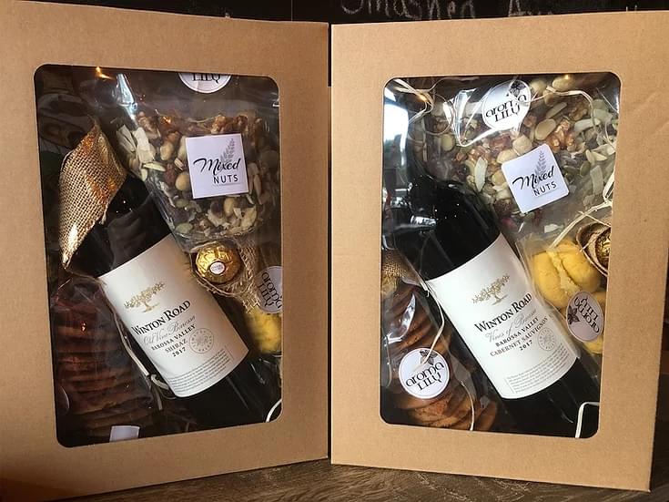 Aroma Lily's Gourmet Wine Hamper