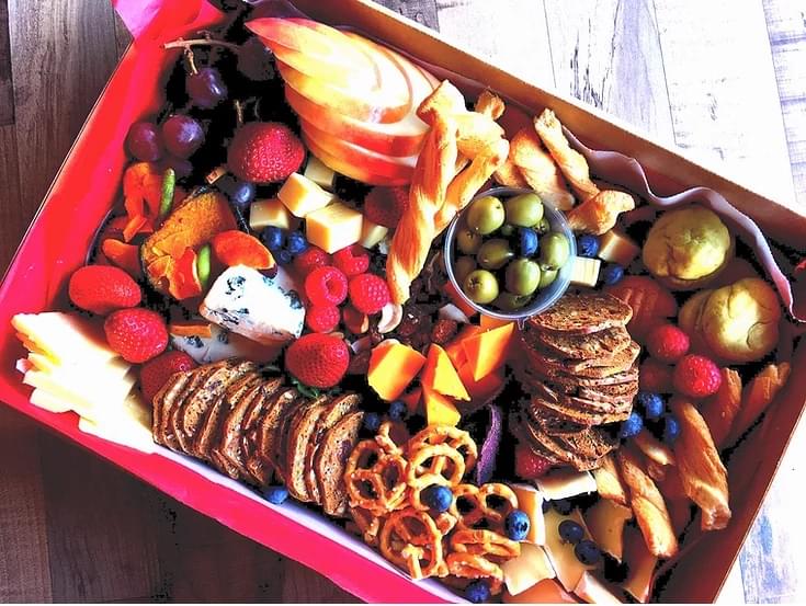 Gourmet Cheese, Fruit & Nuts Hamper