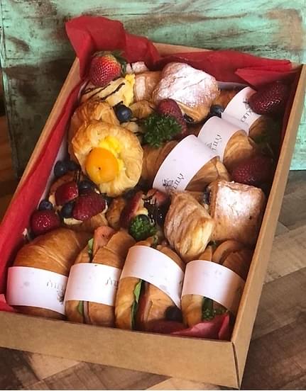 Ultimate Pastries Hamper