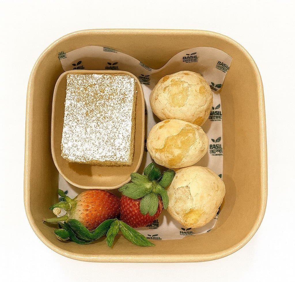 Cheese Bread & Coconut Cake