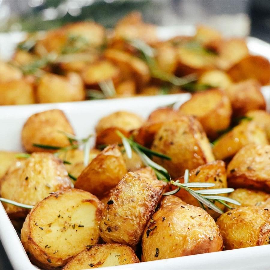 Roast Potatoes with Rosemary & Garlic Side