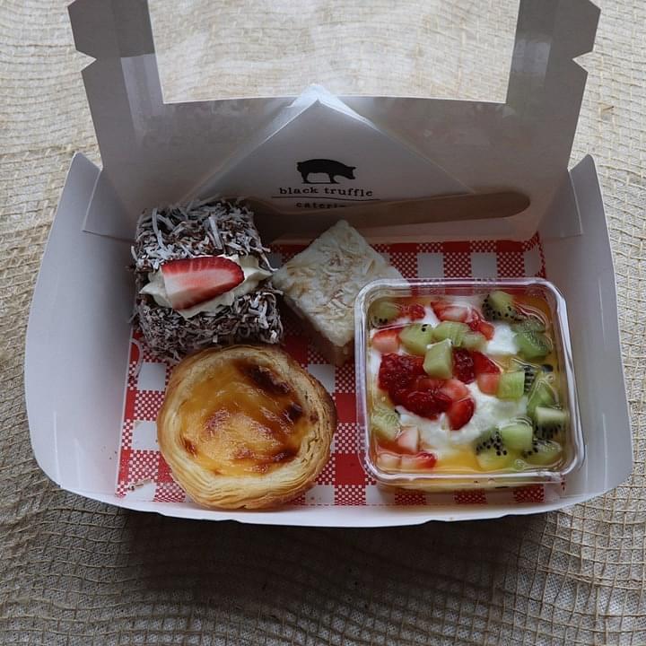 White Morning/Afternoon Tea Box