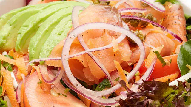 Smoked Salmon with Garden Salad