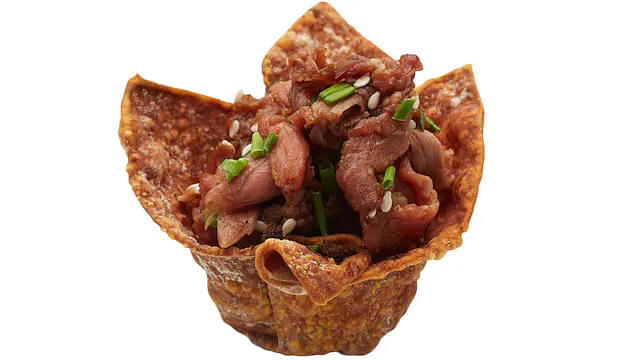 Thai Cured Beef in Crisp Wonton Basket