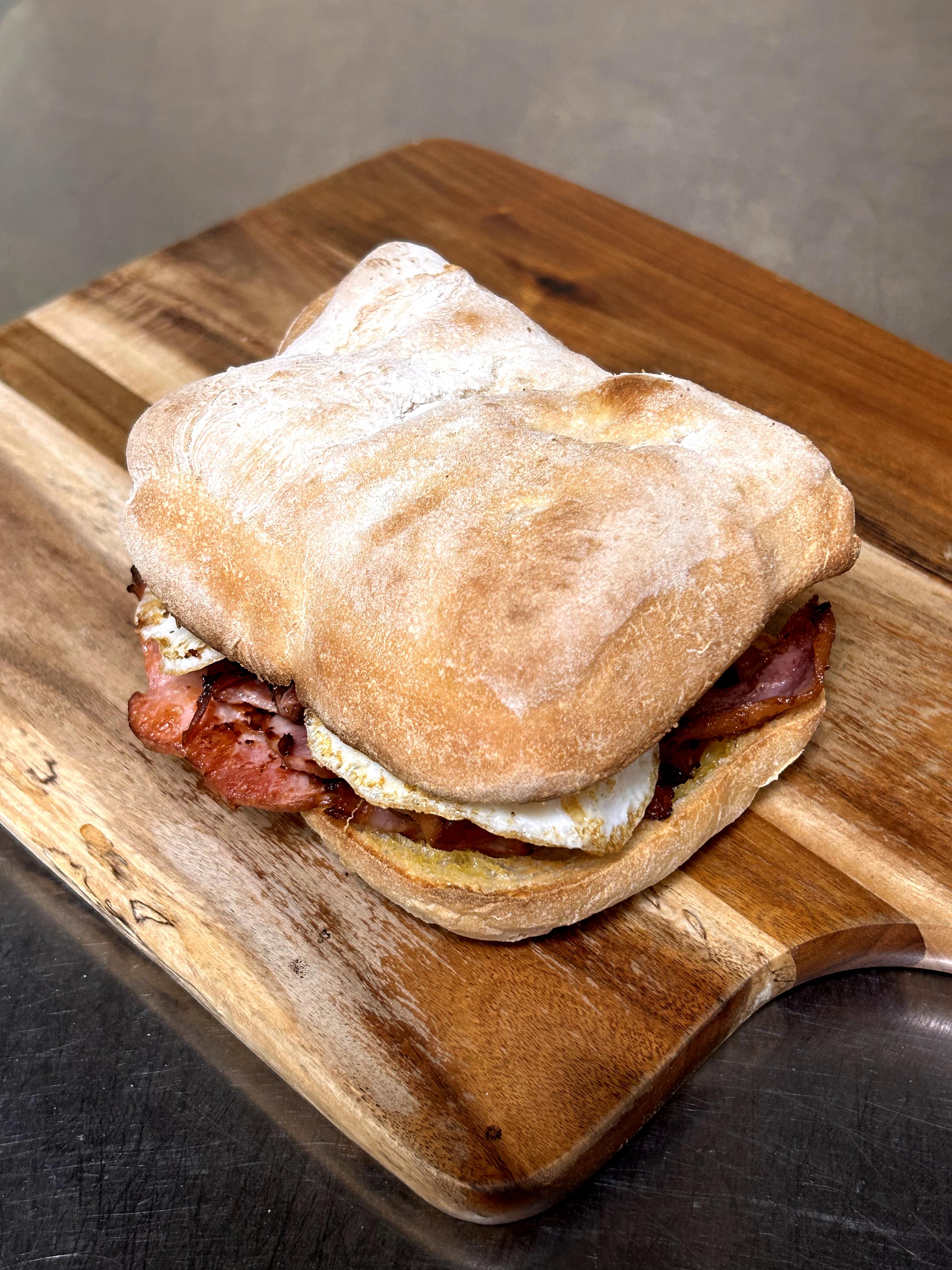 Bacon & Egg Roll