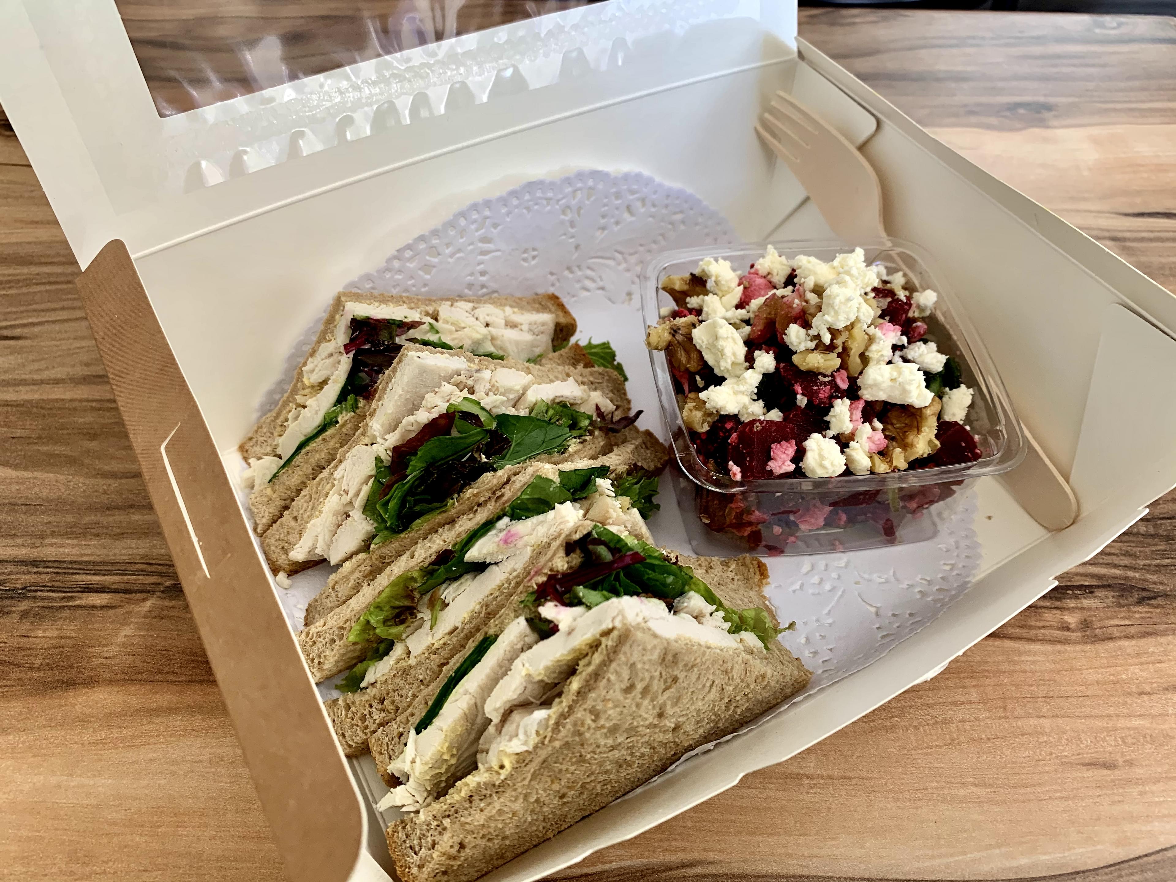 Sandwich & Salad Lunch Box