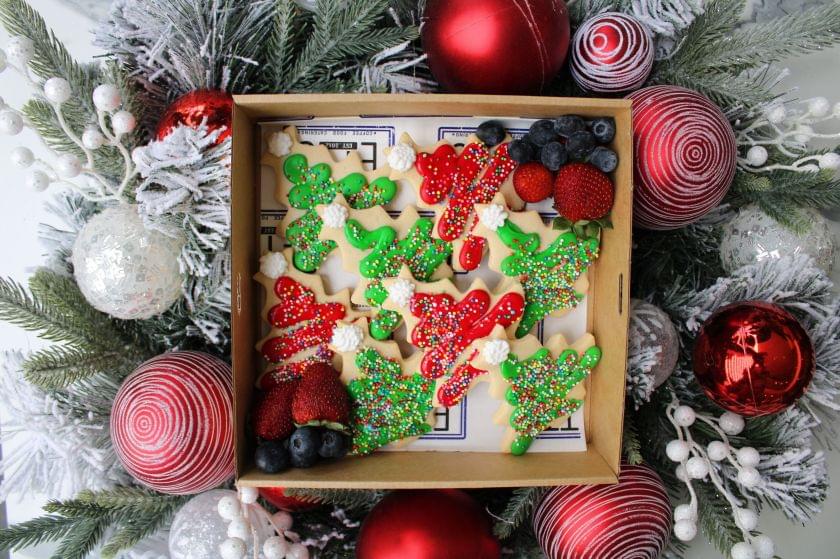 Xmas Tree Themed Cookie Box