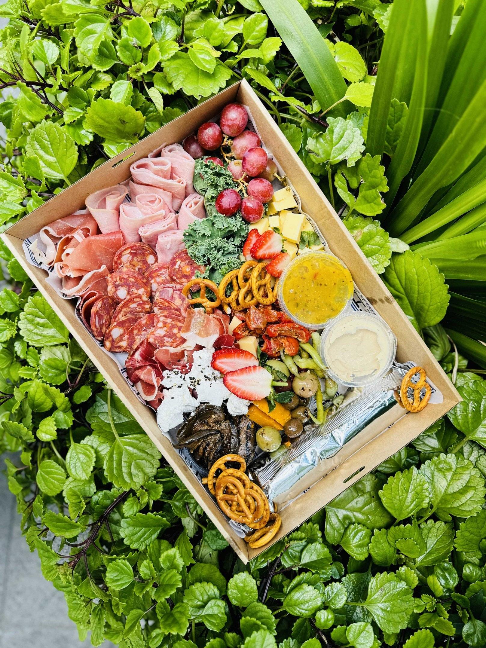 Antipasto Box