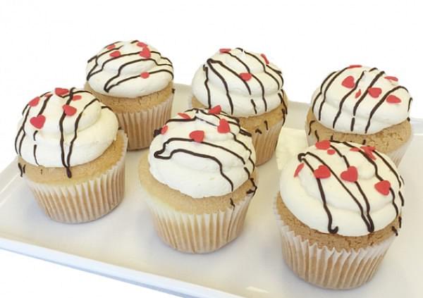 Valentine's Cupcakes - Vanilla