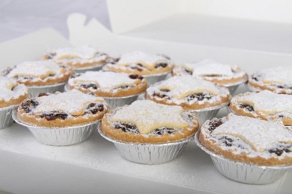 Star Christmas Fruit Mince Pies - 7cm 