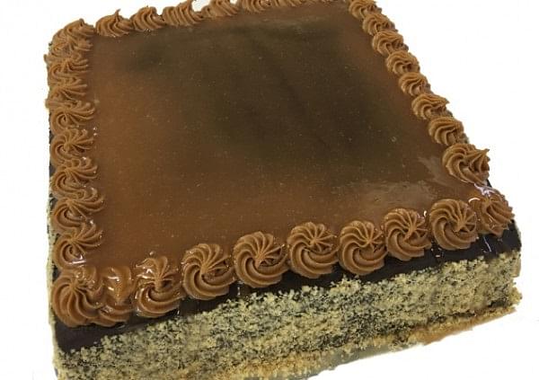 Caramel Chocolate Cake – Larger