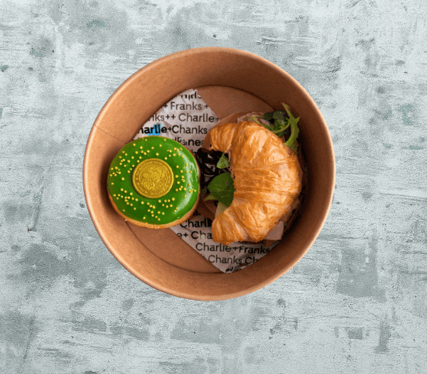 St. Patrick's Day - AM/PM Tea with Croissant for 1