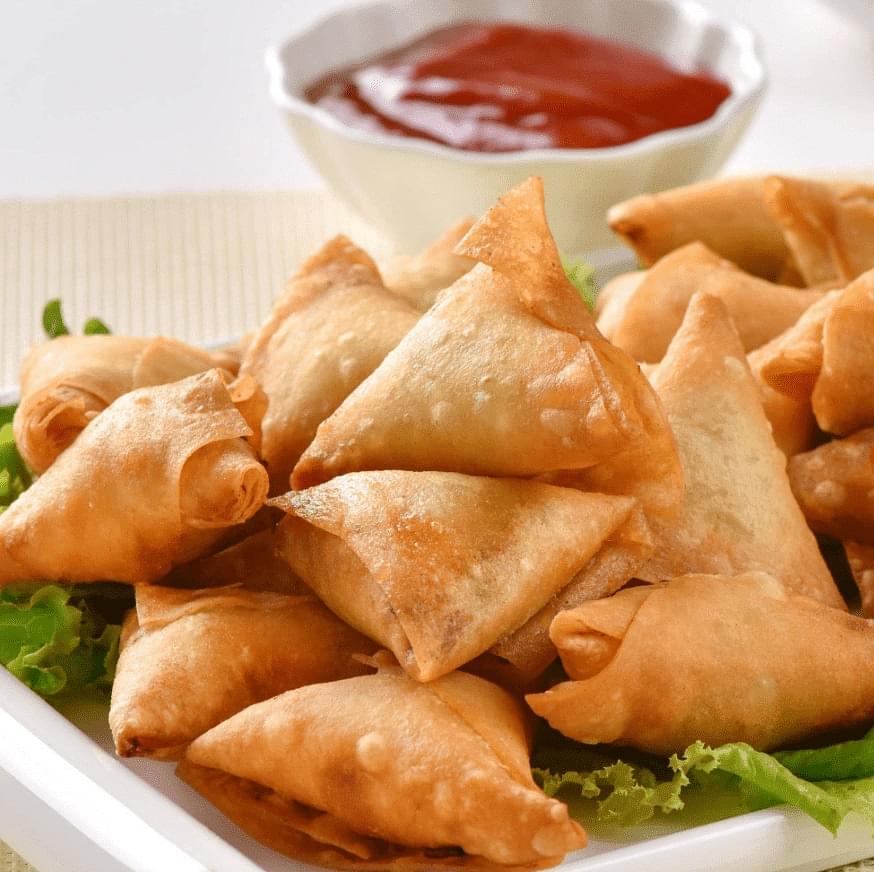 Cocktail Vegetarian Samosas