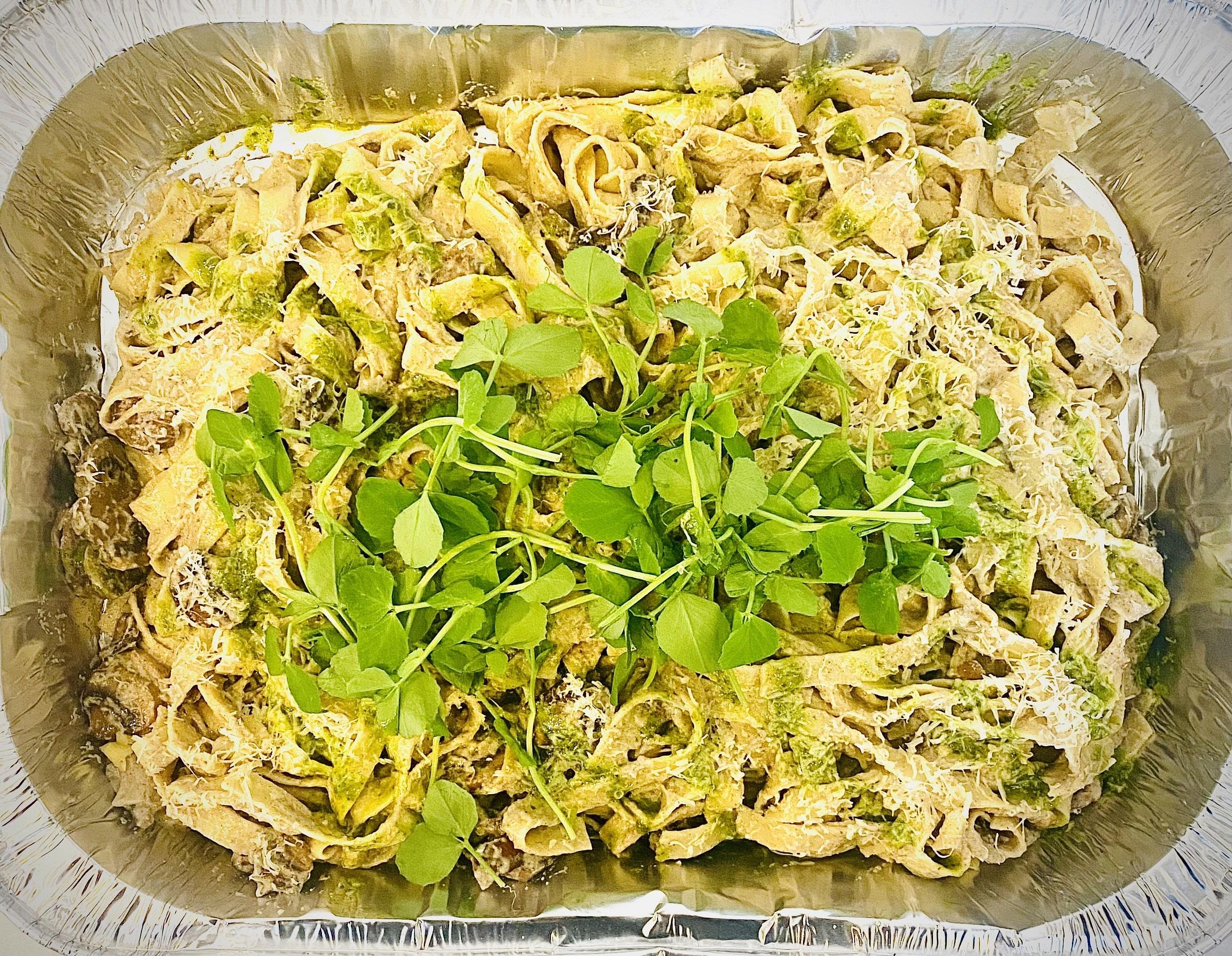 Chicken, Mushroom & Spinach Fettuccine Pasta