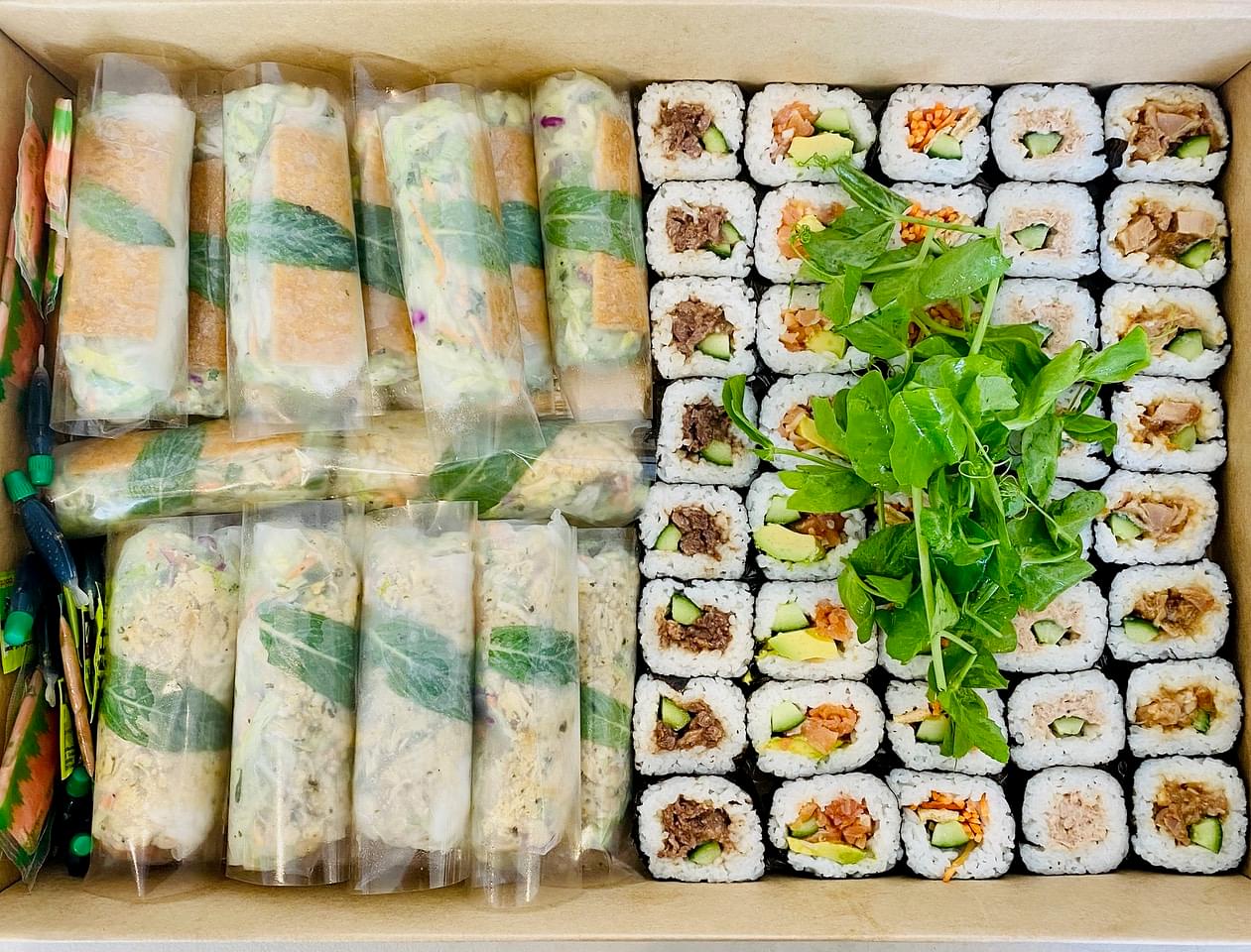 Large Sushi & Rice Paper Roll Collection