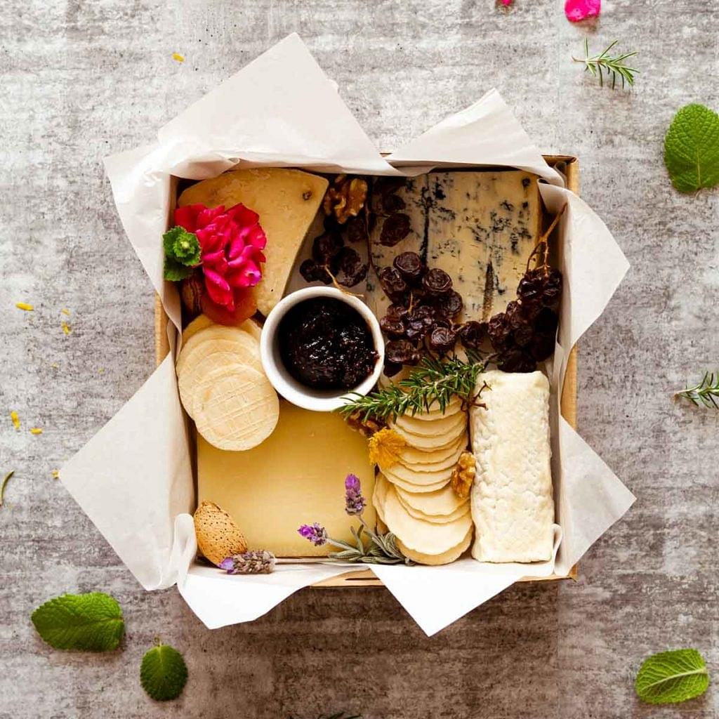 The Dinner For Two Cheese Hamper