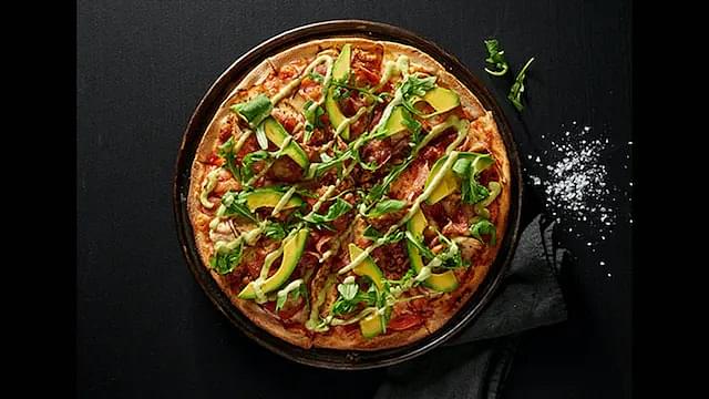 Pesto Chicken Club Pizza