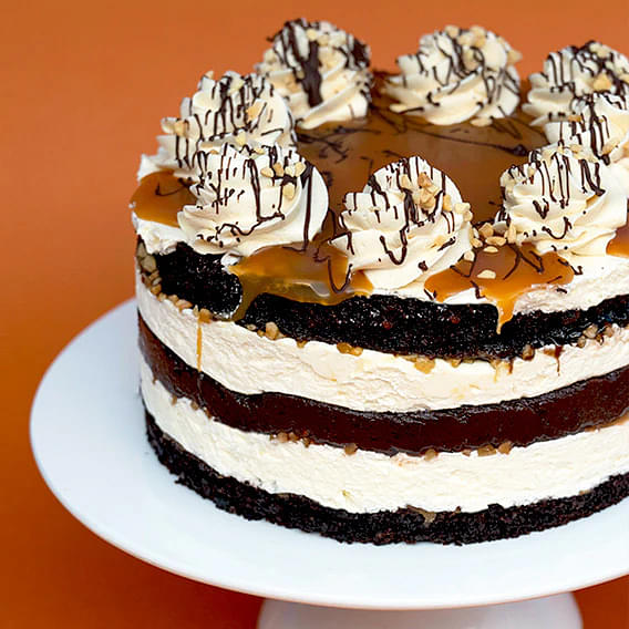 Snickers Naked Cake