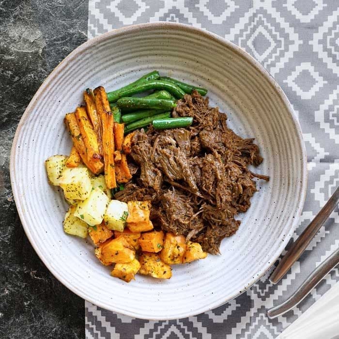 Slow Cooked Beef with Vegetables