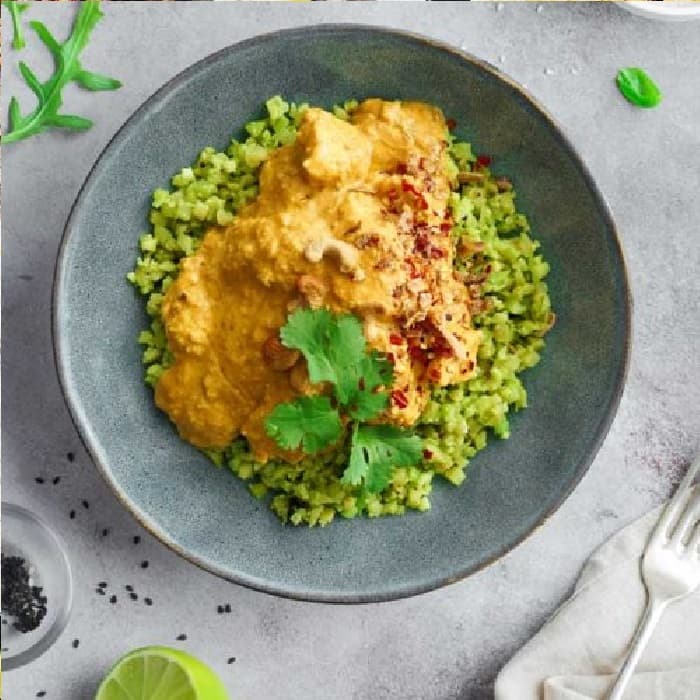 Satay Chicken w. Broccoli & Cauliflower Rice