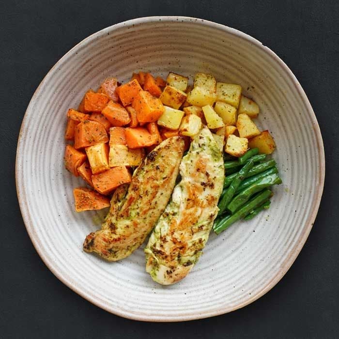 Lemon Pesto Chicken w Roasted Veg