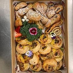 Individual Breaky Box with Choice of 2 Pieces