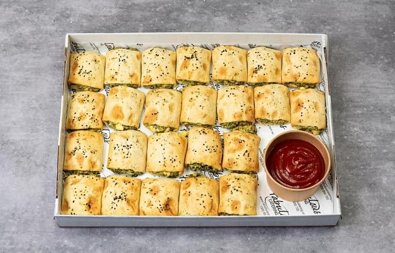Spinach and Ricotta Cocktail Roll