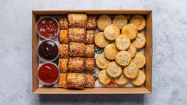 Cocktail Pies & Rolls Party Platter