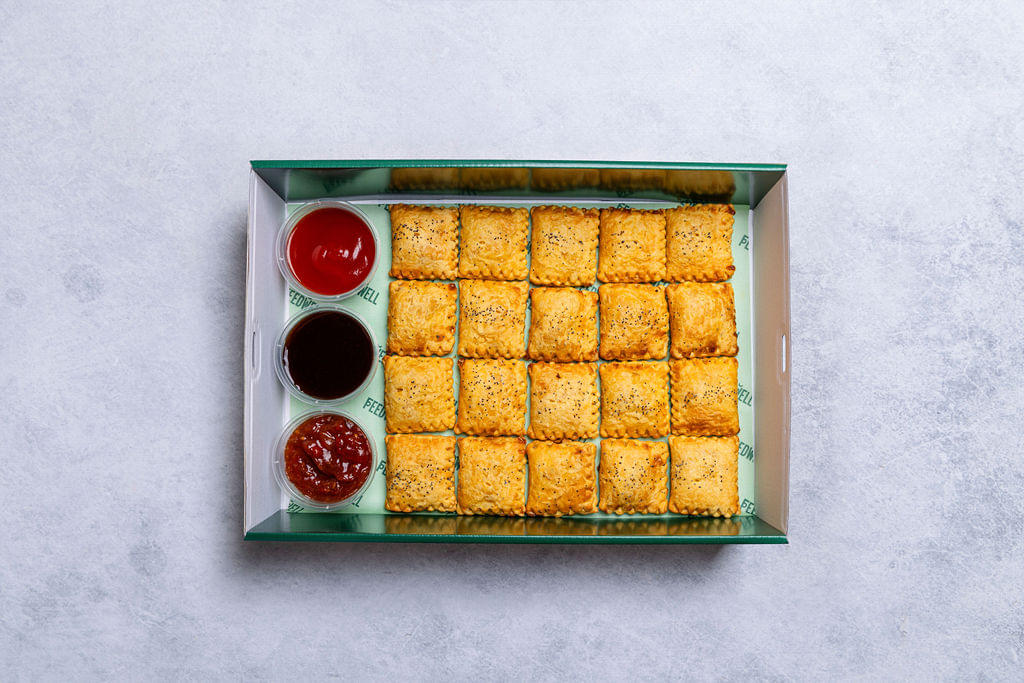 Veg & Vegan Curry Puffs Platter