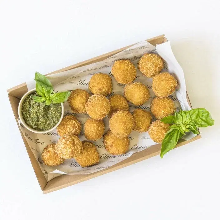 Italian Tomato Arancini, Roasted Capsicum Hummus