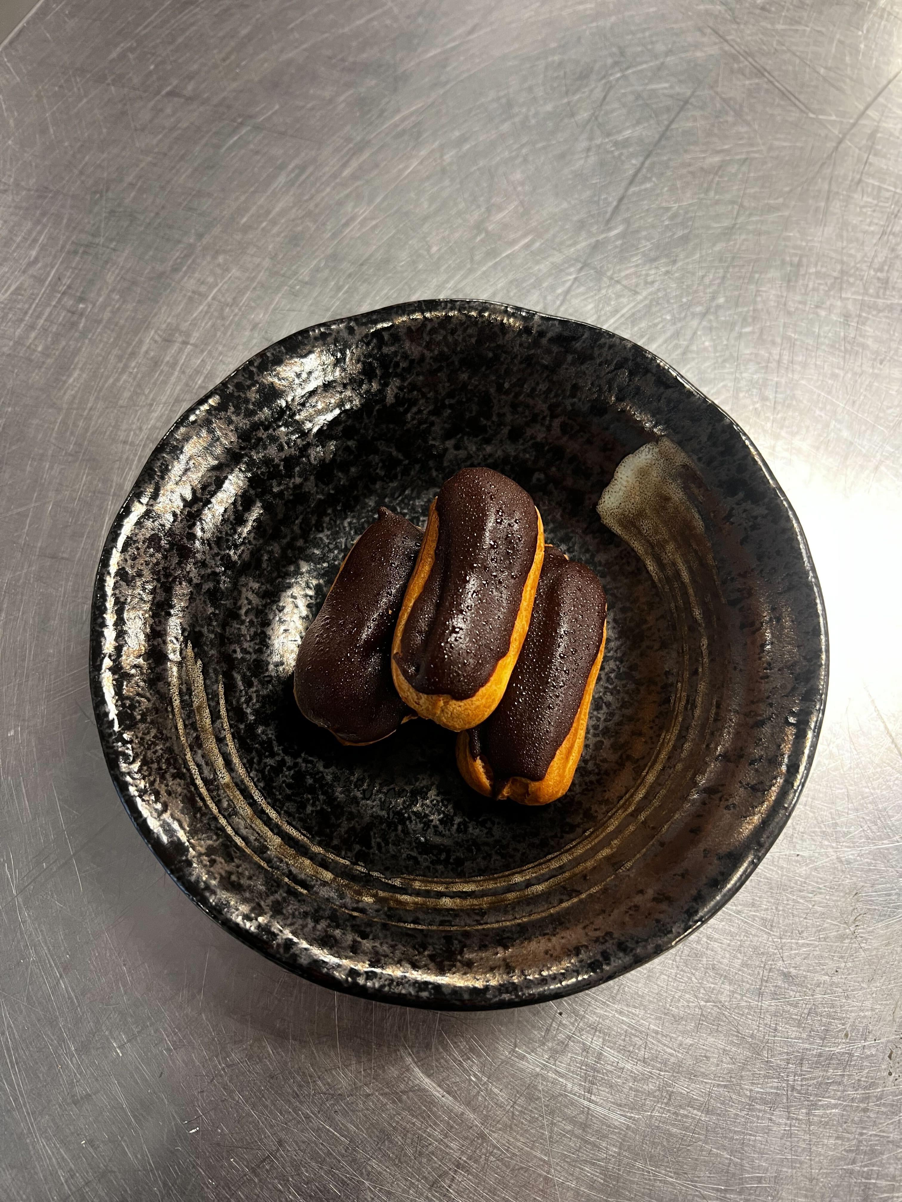 Mini Chocolate Eclair