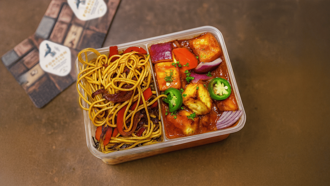 Chilly Paneer with Rice or Noodles