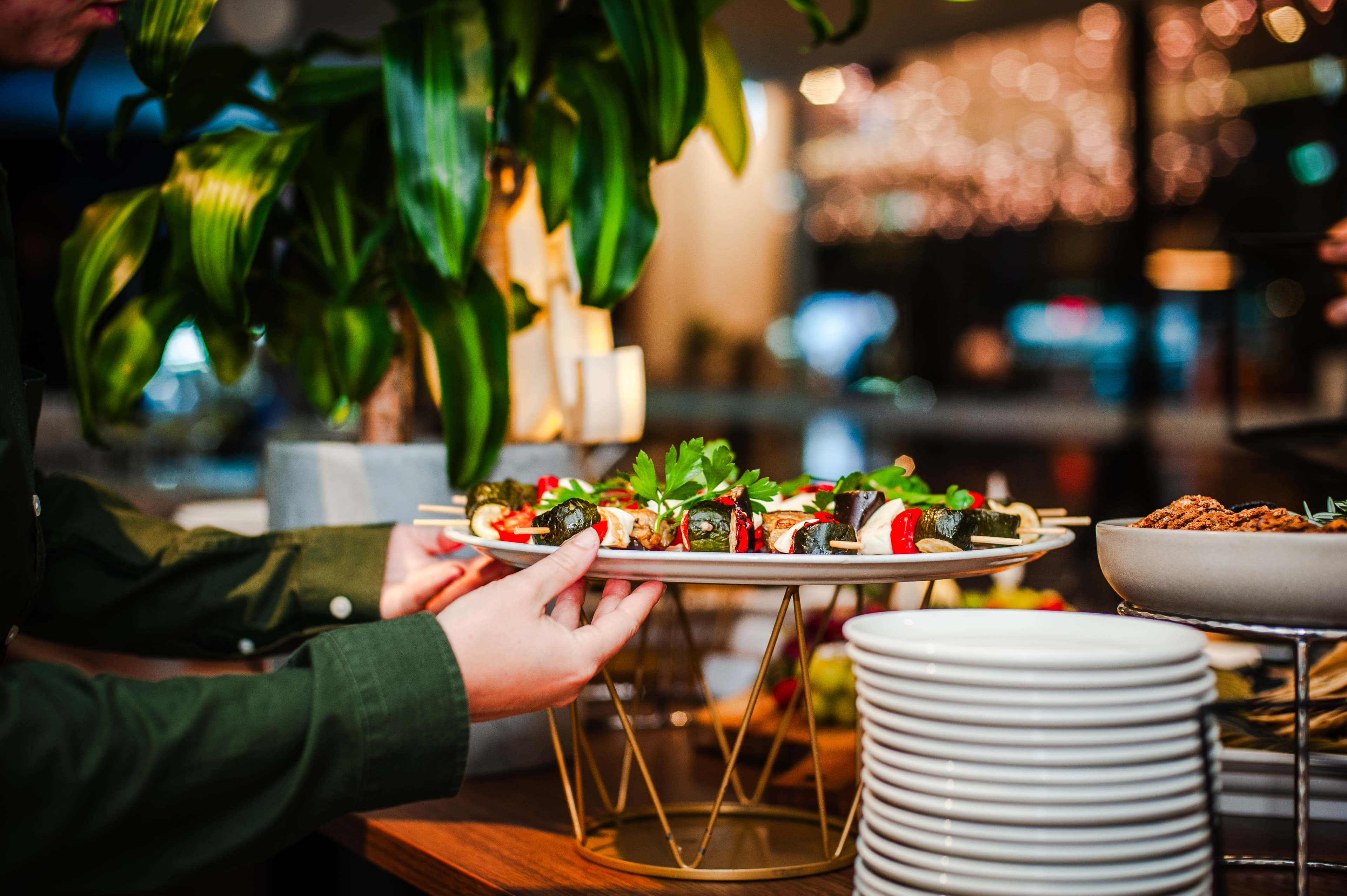 Essential Cool 4 Canape Package