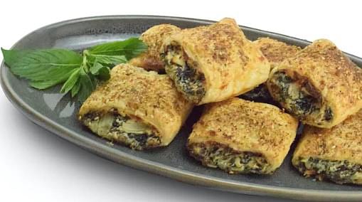 Middle Eastern Spinach & Feta Puffs