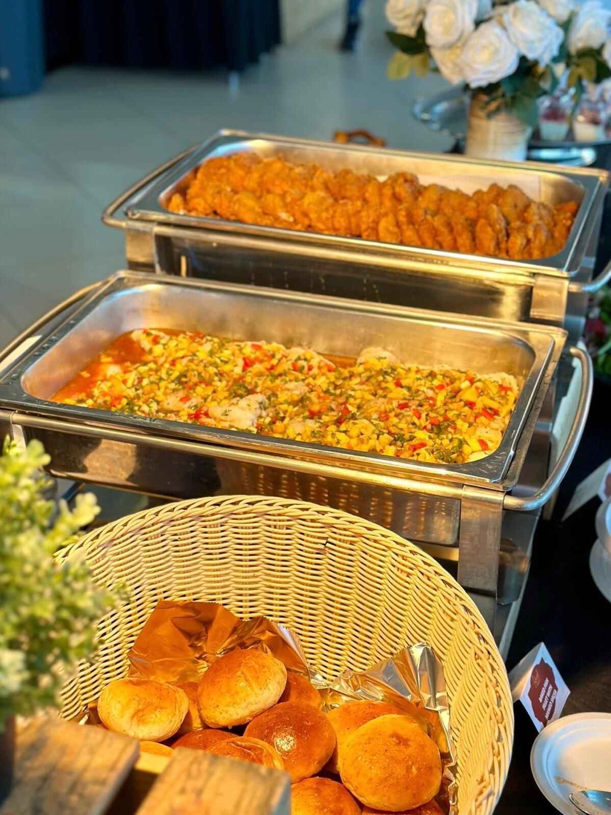 Western Mini Buffet - Signature (8+1 Course)