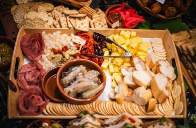 Native Grazing Table - Large