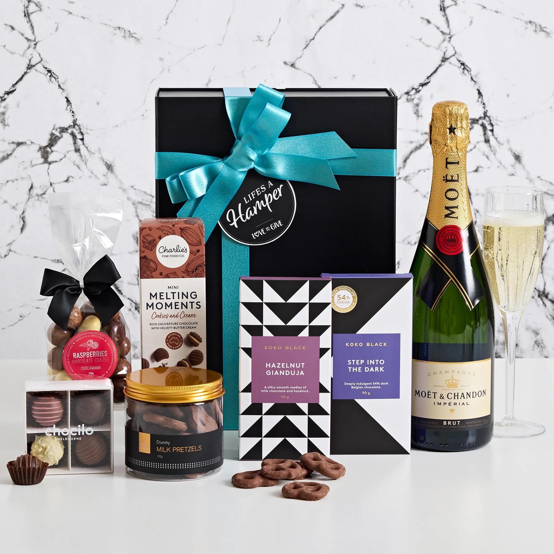 Moet & Chandon Champagne & Chocolates Hamper