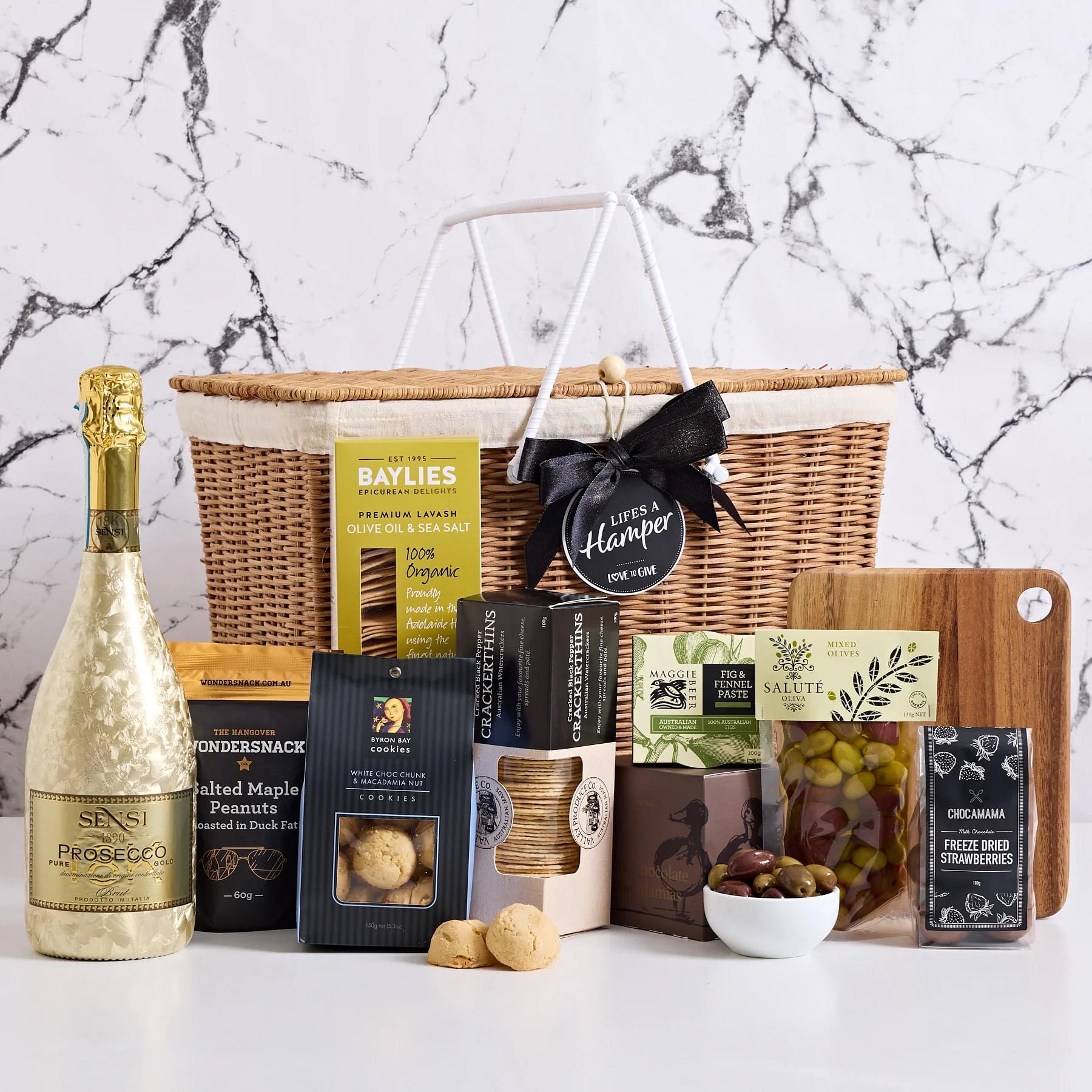 Luxurious Picnic Hamper