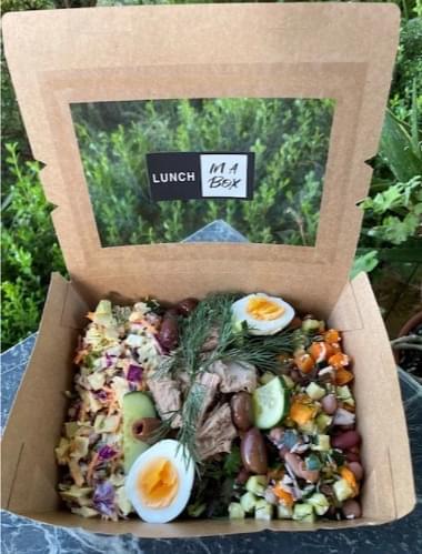Deluxe Lunch Box - Tuna, Egg & Olive