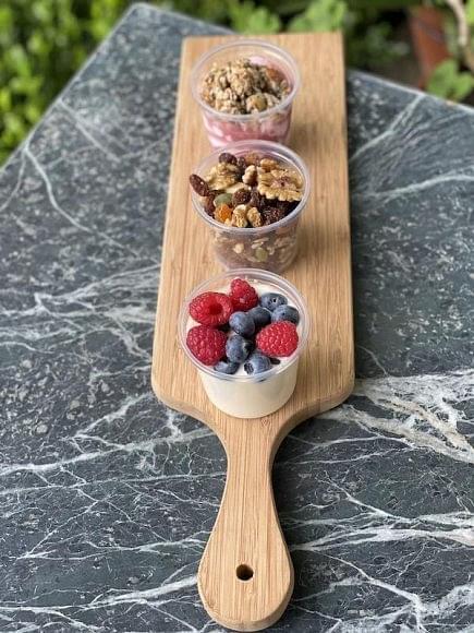 Breakfast Muesli Mix - Berries, Yogurt & Muesli