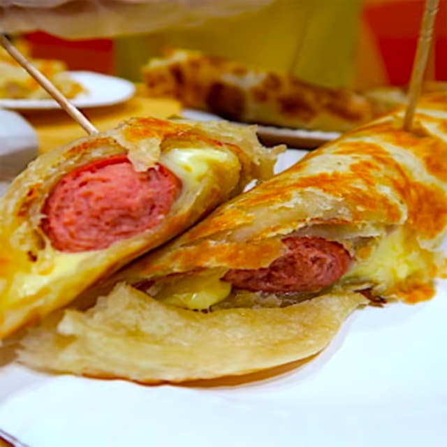 Cheese Prata Dog Live Station