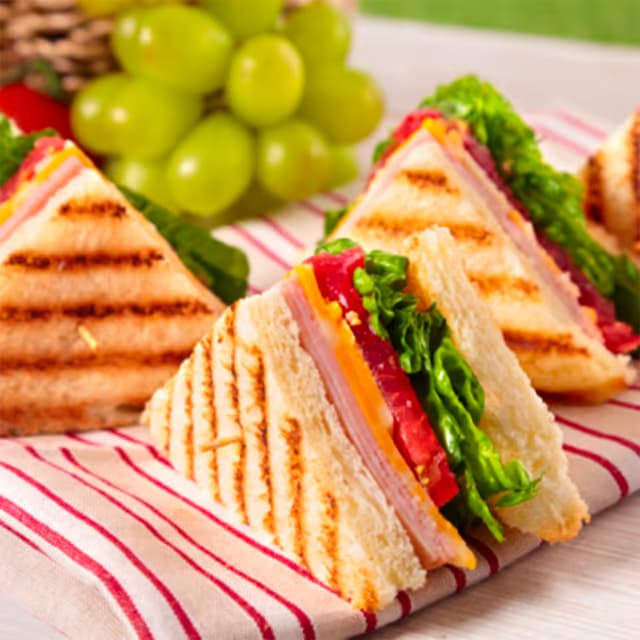Cross Cut Sandwich Station