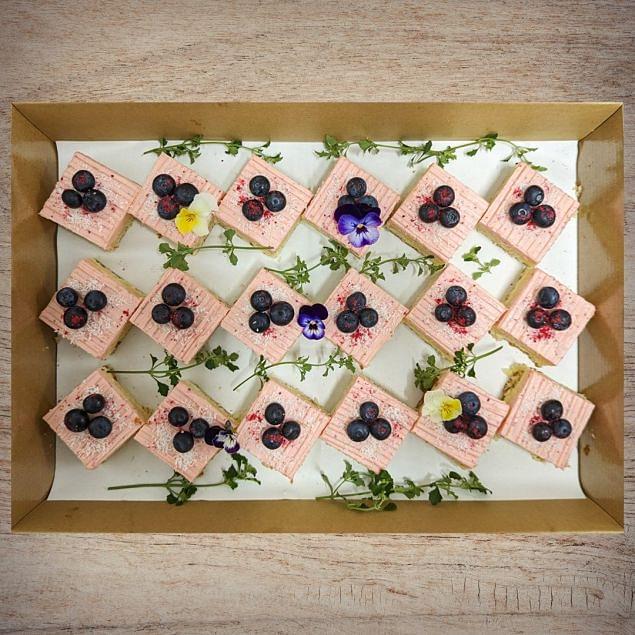 Limited Edition Lemon Myrtle Davidson Plum Slice Platter