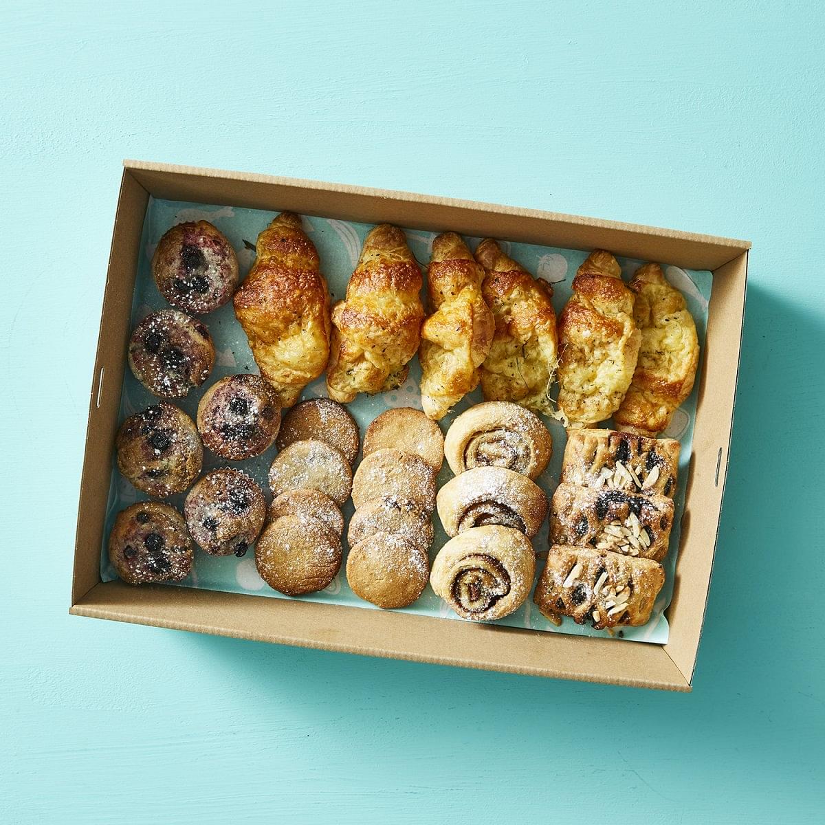 Sweet And Savoury Pastry Box - Large 