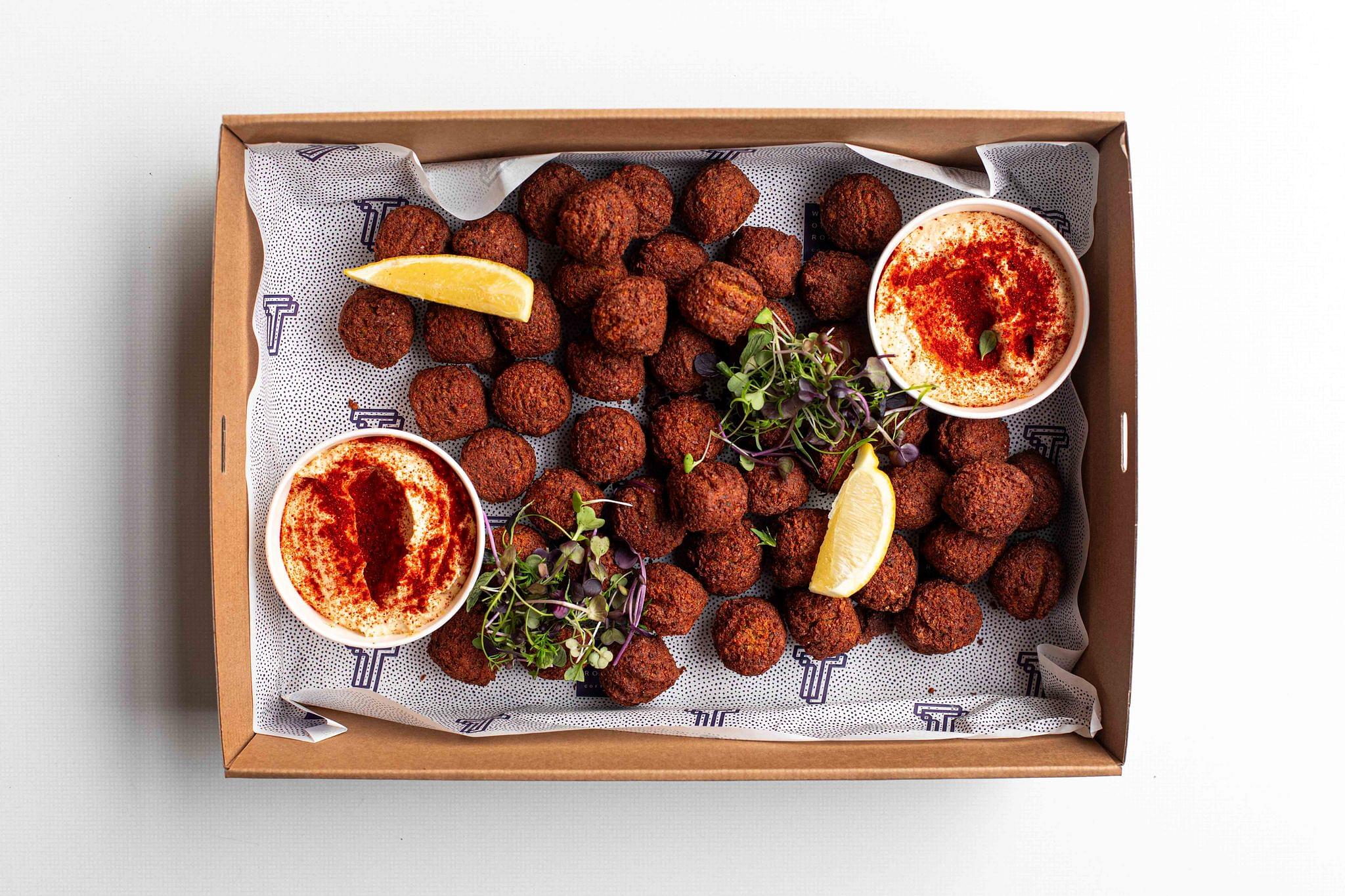 Falafel with Paprika Hummus